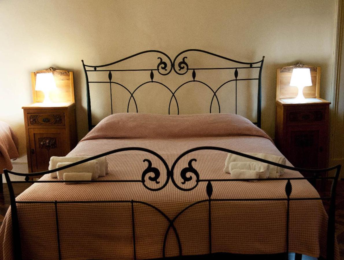 Ivana B&B Catania Bagian luar foto